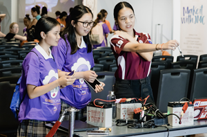Girls Technology Day 2019 7