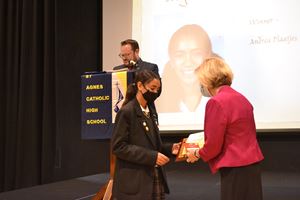 2021-year-7-academic-awards-5