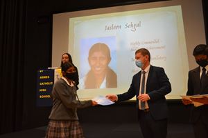 2021-year-8-academic-awards-17