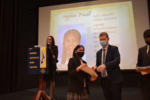 2021-year-8-academic-awards-20