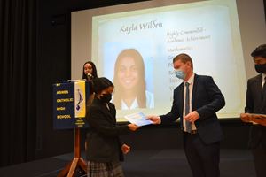 2021-year-8-academic-awards-6