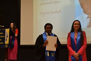 graduation-yr-12-2022-280