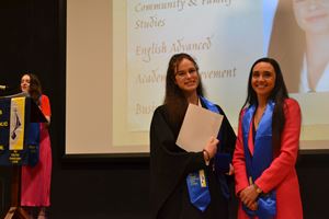 graduation-yr-12-2022-327