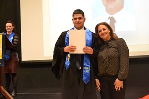 graduation-yr-12-2022-453