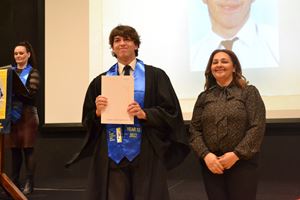graduation-yr-12-2022-457