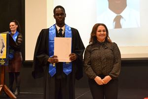 graduation-yr-12-2022-460