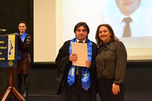graduation-yr-12-2022-494