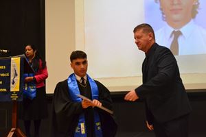 graduation-yr-12-2022-514