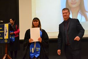graduation-yr-12-2022-518