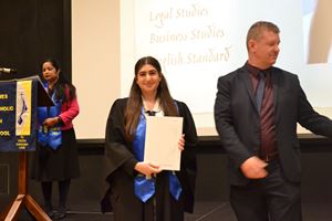 graduation-yr-12-2022-558