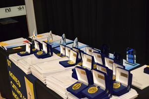 graduation-yr-12-2022-623