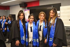 graduation-yr-12-2022-637
