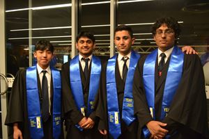 graduation-yr-12-2022-652
