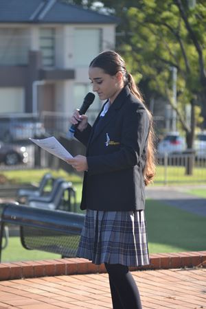 2023-anzac-ceremony-12