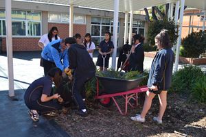 Garden Club 2014 25