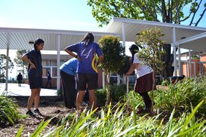 Garden Club 2014 36
