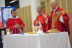 Mass for Sacraments211015 (54)