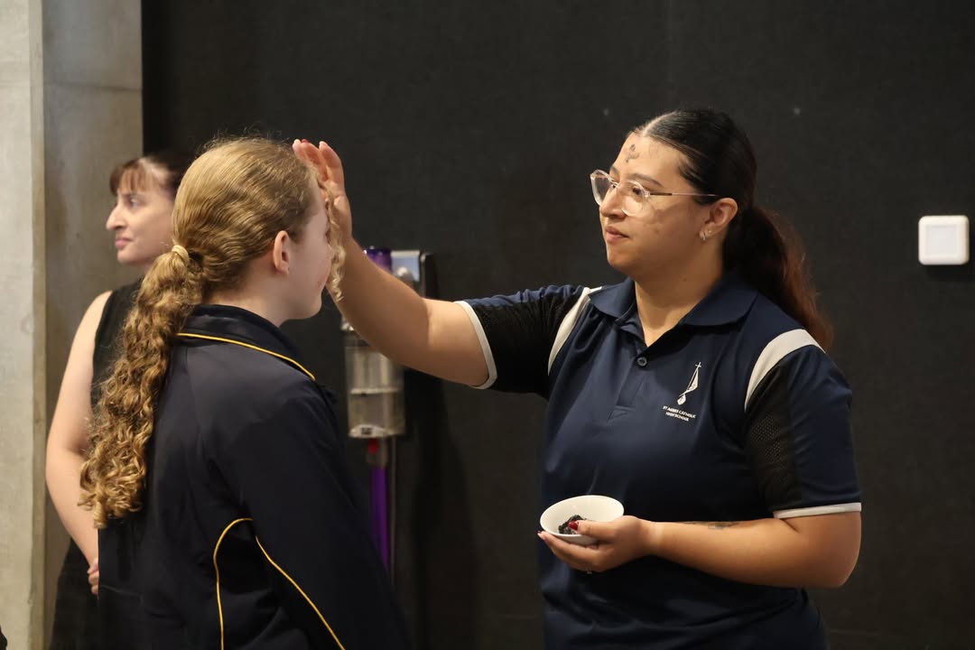 845629357588224_1304138388403983-1