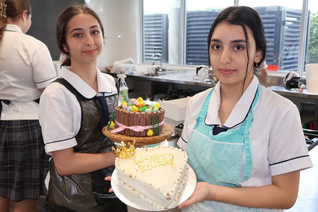 845629357588224_1334931045324717-1